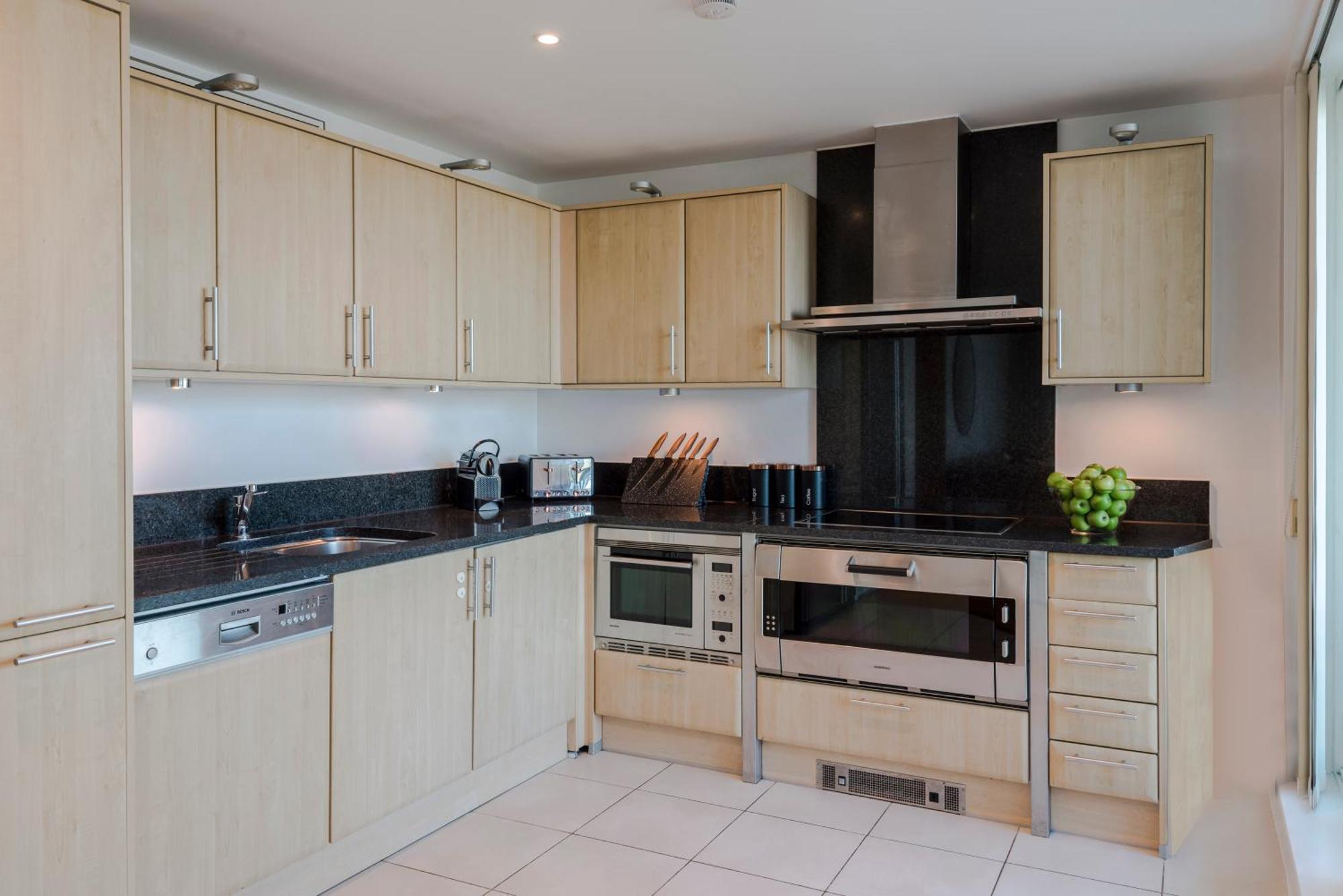 Best Thames View In Town! Large Luxxe Nomad Design Family Home Лондон Екстер'єр фото