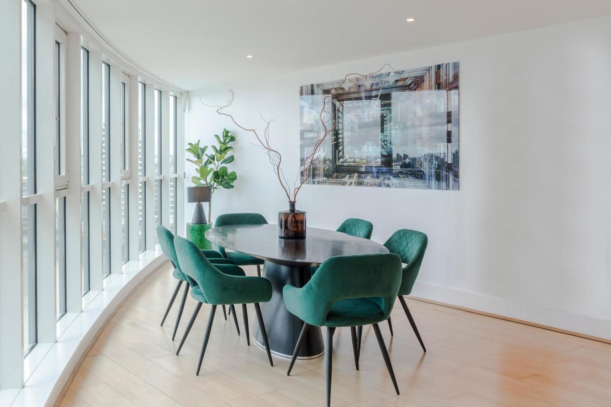 Best Thames View In Town! Large Luxxe Nomad Design Family Home Лондон Номер фото