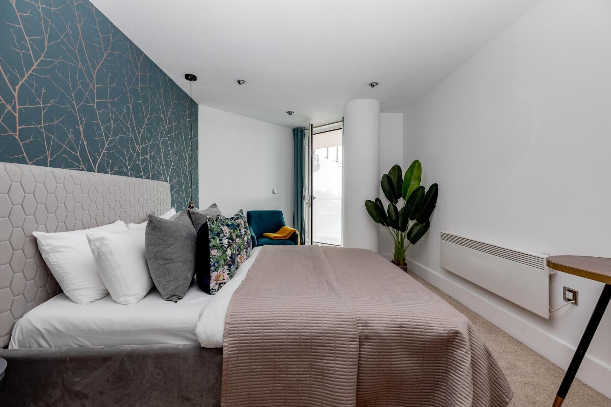 Best Thames View In Town! Large Luxxe Nomad Design Family Home Лондон Екстер'єр фото